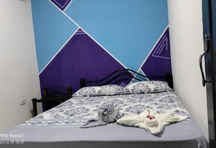 Hotel Plaza Confort Inn