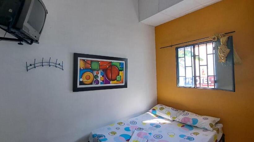 Hotel Plaza Confort Inn