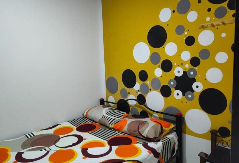 Hotel Plaza Confort Inn