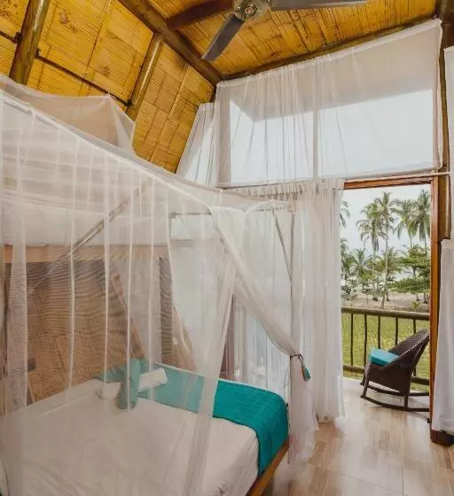 Hotelli Uuttaaka Eco