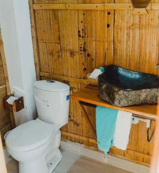 Hotelli Uuttaaka Eco