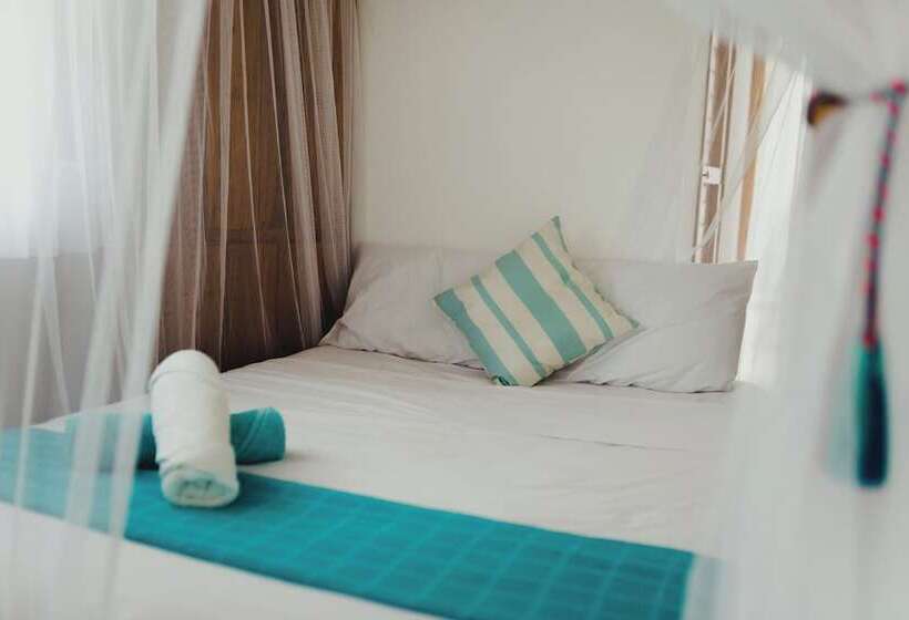 ホテル Uuttaaka Eco