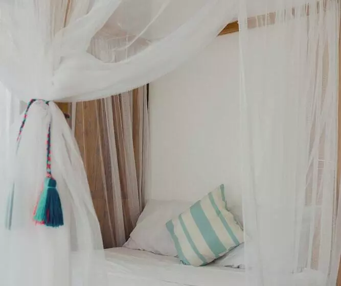 Hotelli Uuttaaka Eco