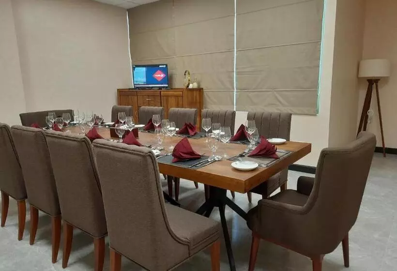 ホテル Viluxey City