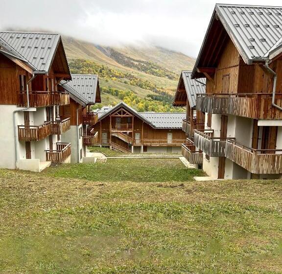 هتل Vvf Résidence Albiez Montrond Maurienne