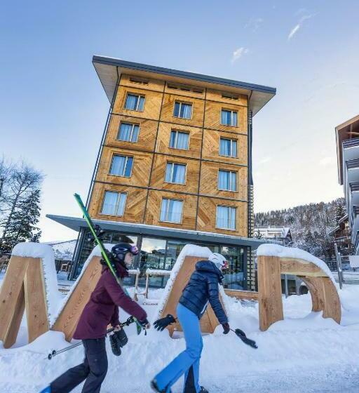 Mad Mount Hotel & Spa