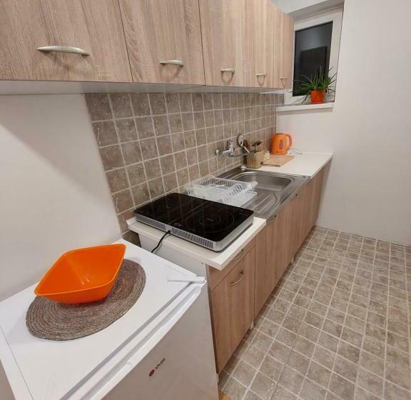 Пансион Apartman Podkoran Pale