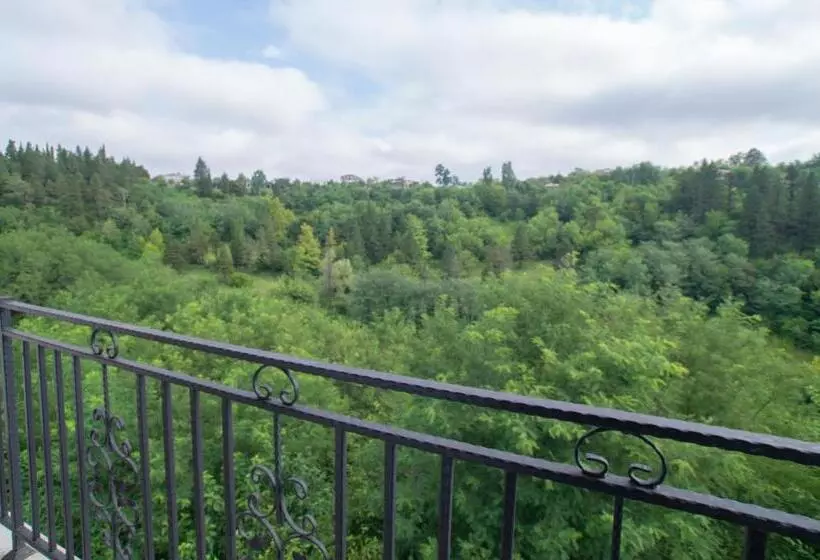 Majatalo Bagrat Guest House