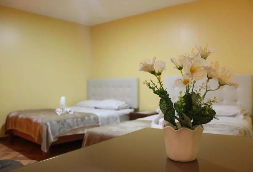 Majatalo Caribe Azul