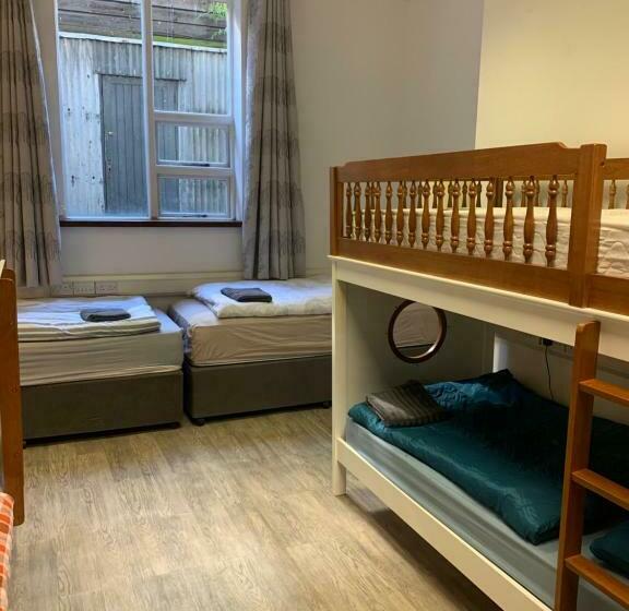 פנסיון The Ground Snug Private Room