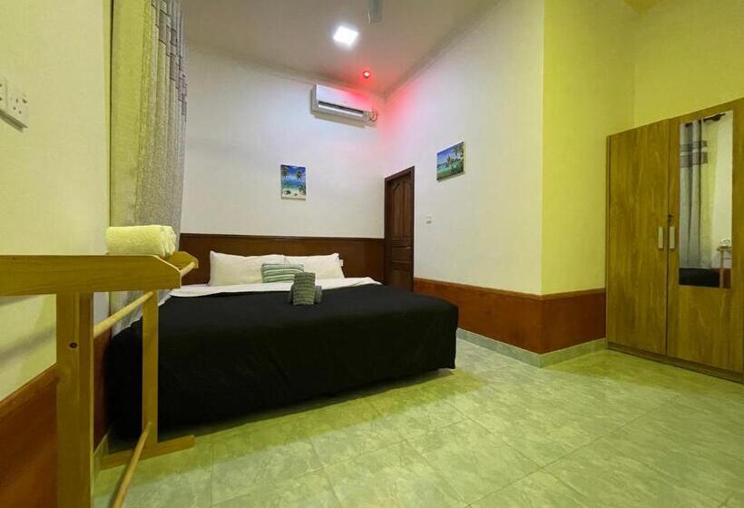 پانسیون Lets Go Huraa