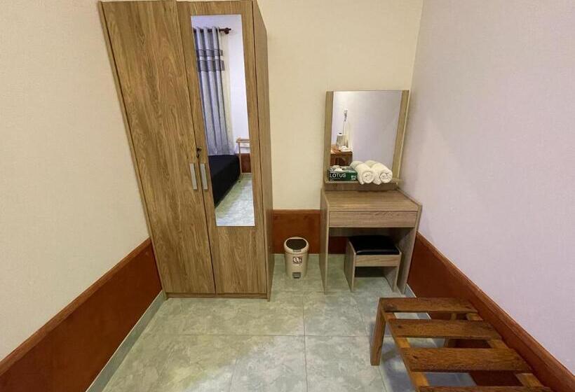 پانسیون Lets Go Huraa