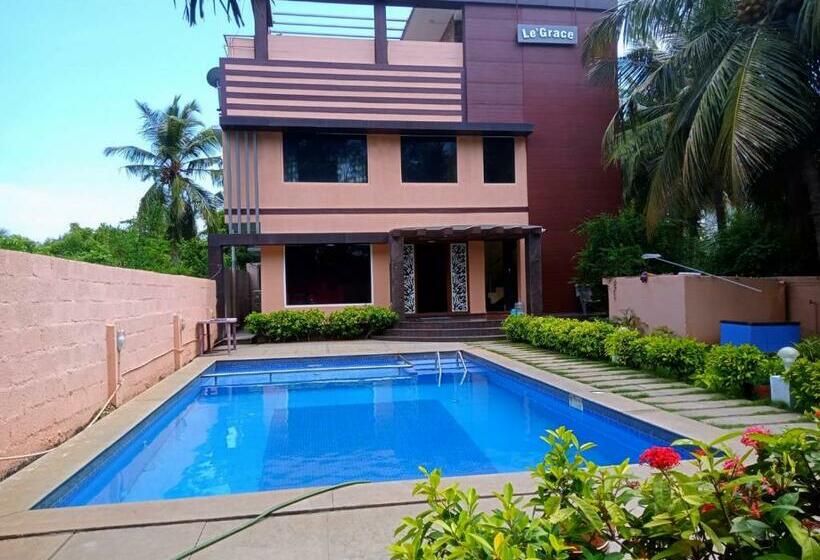 Resort Le Grace Beachview