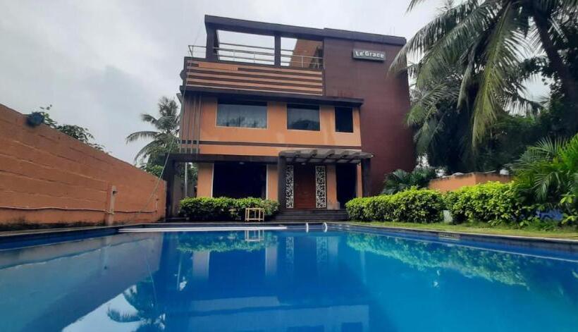 Resort Le Grace Beachview