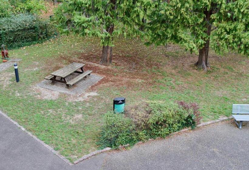 הוסטל Auberge De Jeunesse