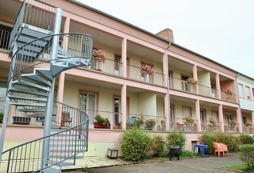 הוסטל Auberge De Jeunesse