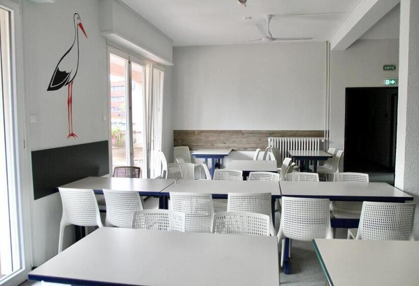 הוסטל Auberge De Jeunesse