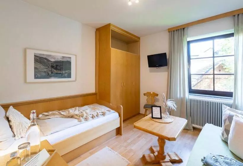 Retkeilymaja Der Thomataler Wirt