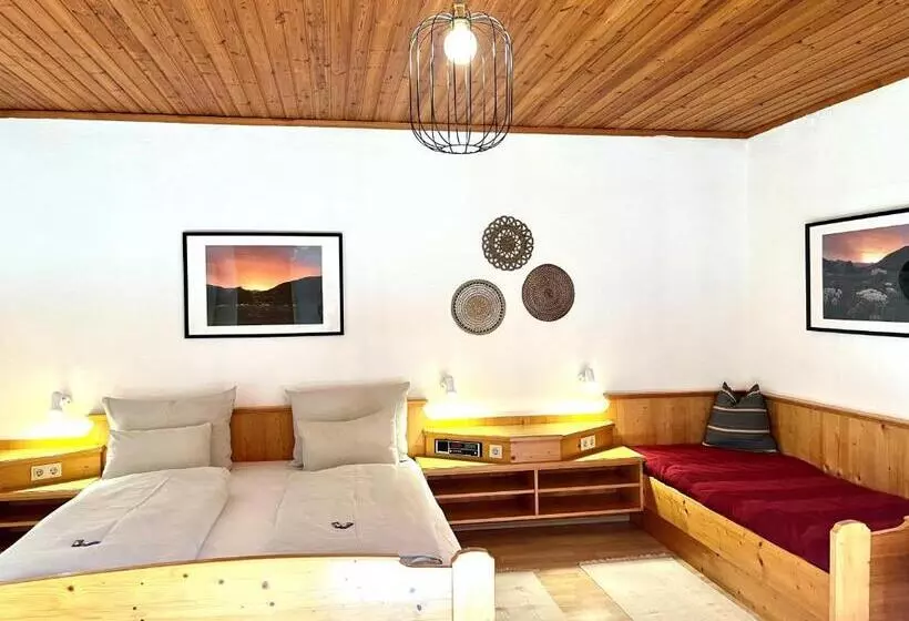 Retkeilymaja Der Thomataler Wirt