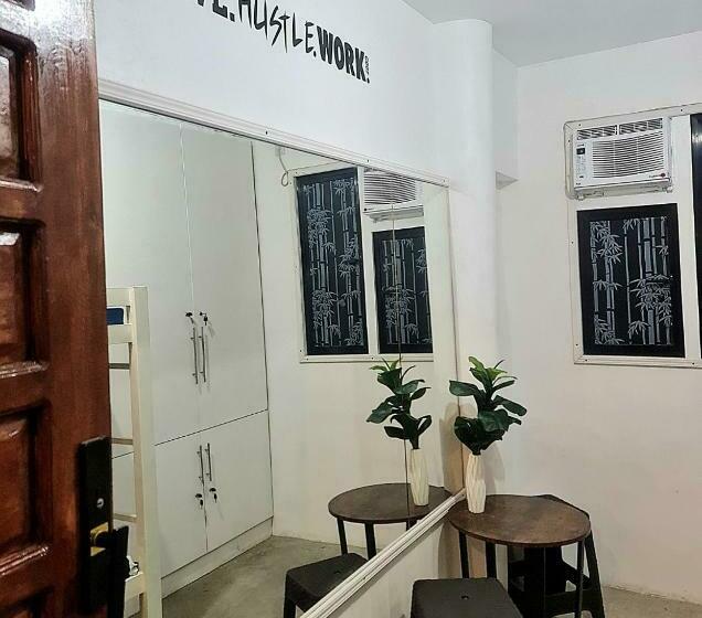 Hostel Dolores Residences Sean S Flat