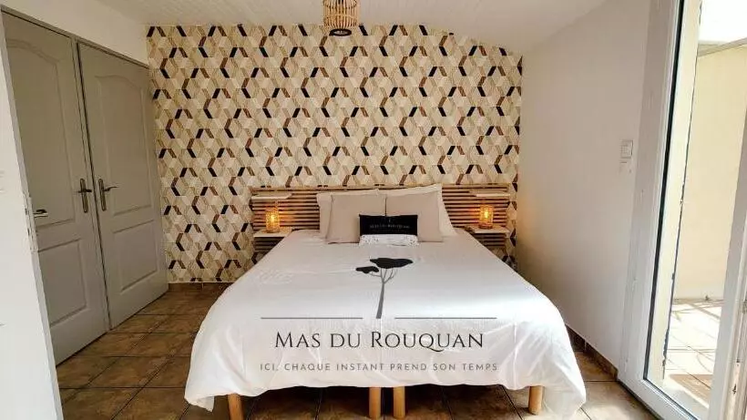 ベッドアンドブレックファースト Le Mas Du Rouquan