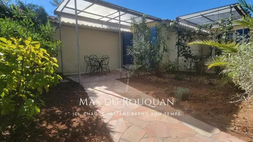 ベッドアンドブレックファースト Le Mas Du Rouquan