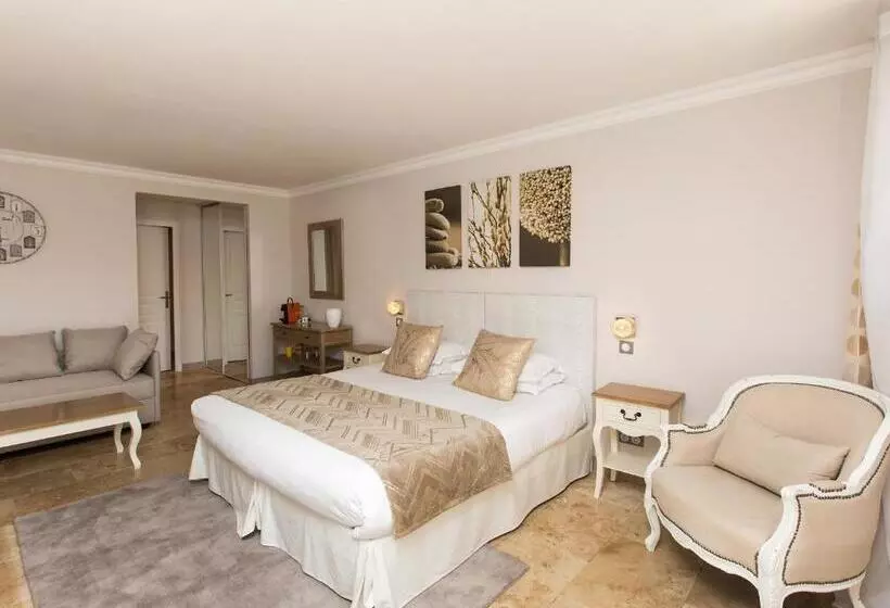 ベッドアンドブレックファースト Les Chambres D Hôtes De Mougins