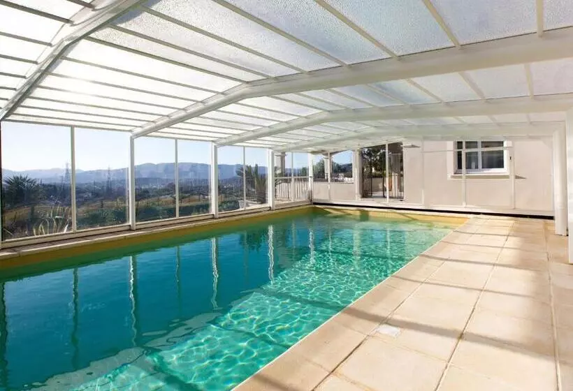ベッドアンドブレックファースト Les Chambres D Hôtes De Mougins