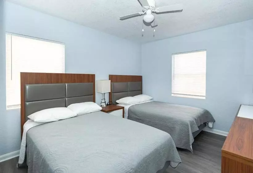Echo Sails Motel