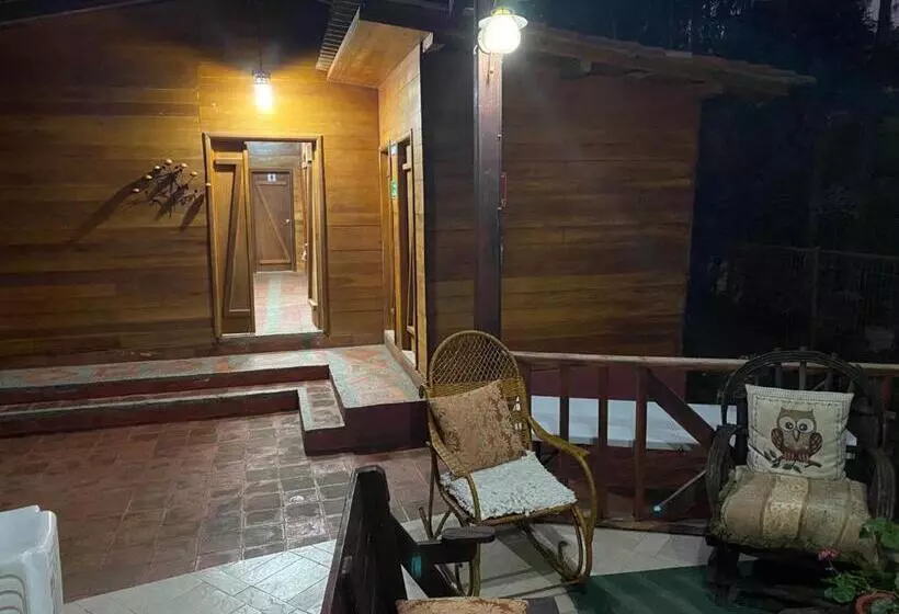 ホテル El Castillo De Nallig