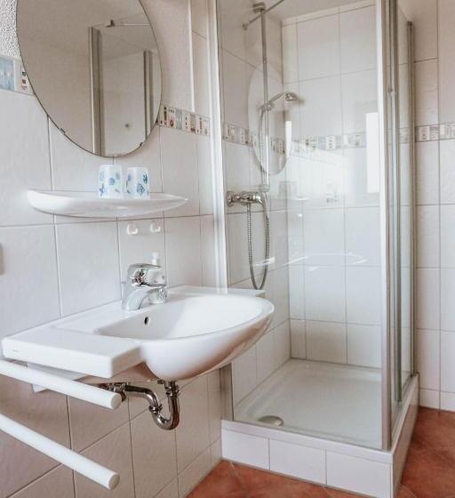 호텔 Gasthaus Hirsch