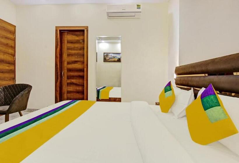 Itsy Hotels Vedansh