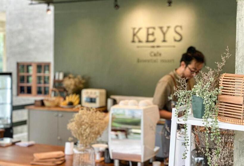 Hotell Re Connect Pai   Keys Resort