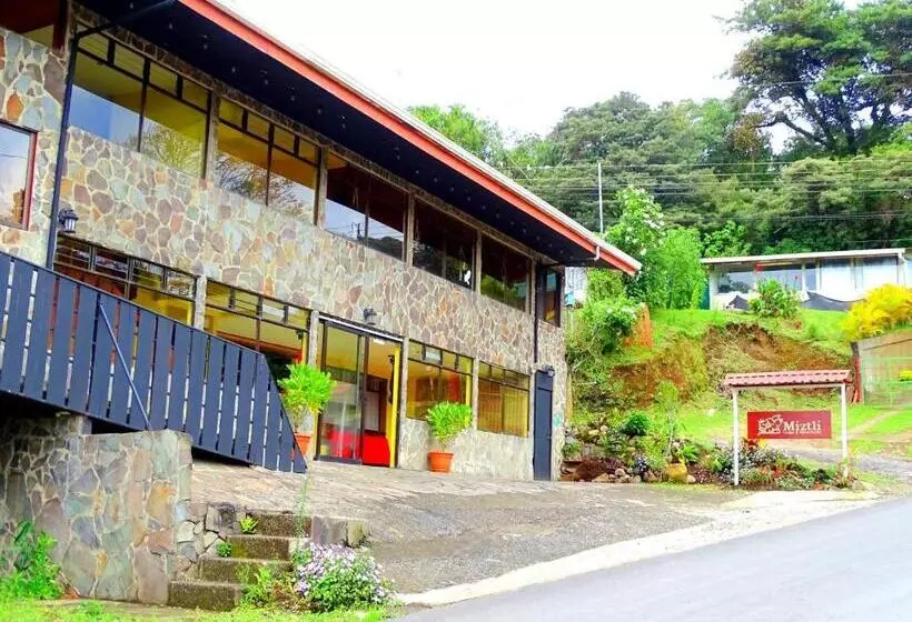 ホテル Miztli Lodge & Adventure