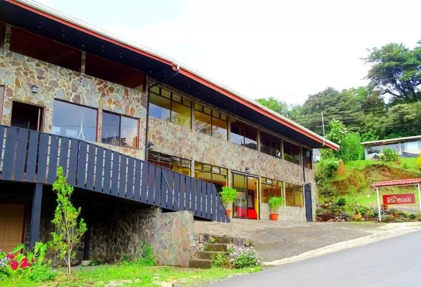 ホテル Miztli Lodge & Adventure