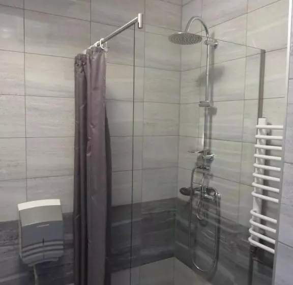 Hotelli Sp Zoz Sanatorium Uzdrowiskowe Mswia W Krynicy Zdroju