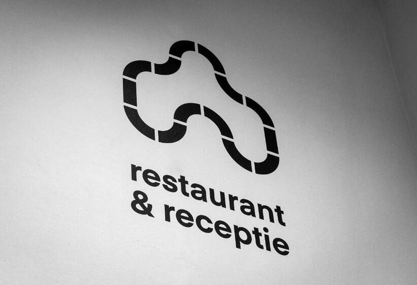 فندق Stadsherberg Ald Weishoès