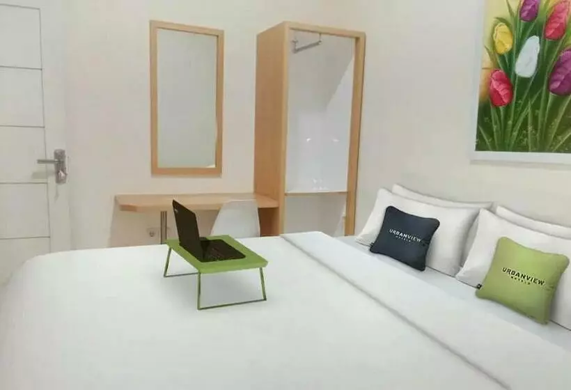 Hotelli Urbanview Syariah Utami Inn Garut By Reddoorz