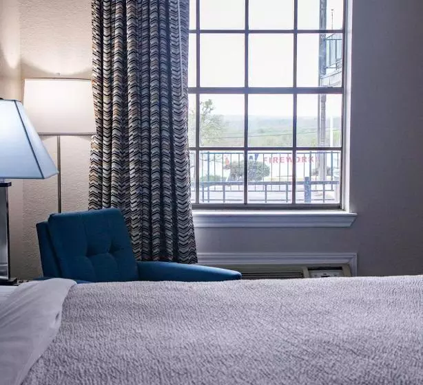 Motelli Salt Creek Lodge