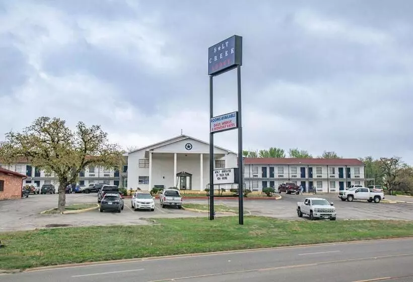 Motelli Salt Creek Lodge