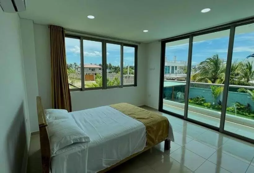 Palm Beach Resort