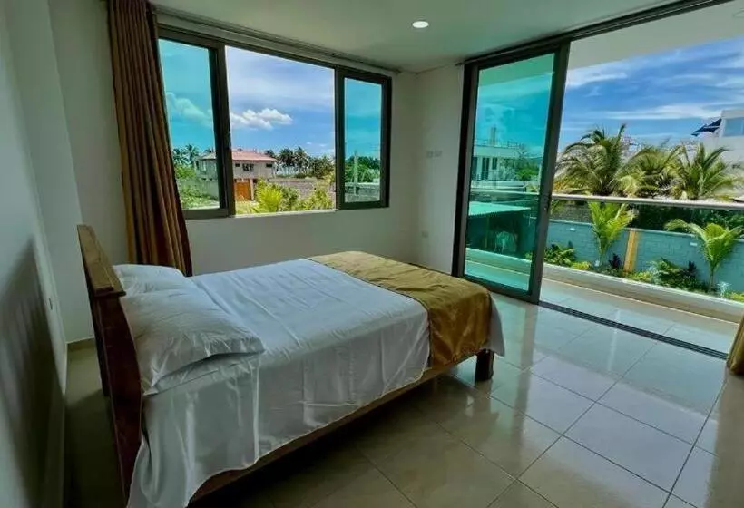 Palm Beach Resort