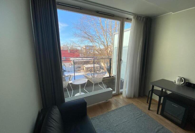 پانسیون Aisa 39 Double Room With Balcony Near Pärnu Beach