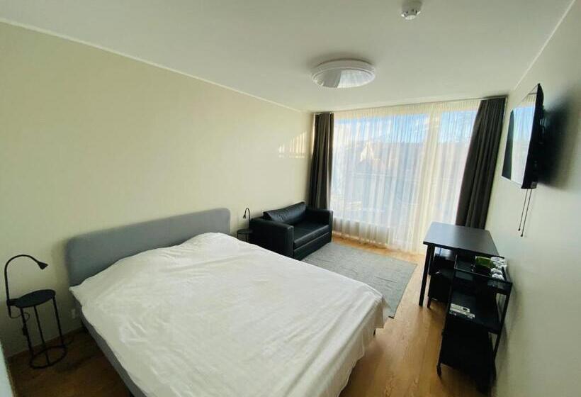 پانسیون Aisa 39 Double Room With Balcony Near Pärnu Beach