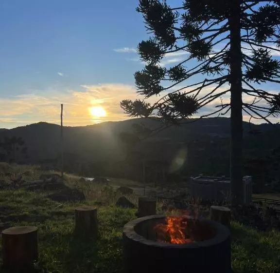 Majatalo Monte Sião Châteu