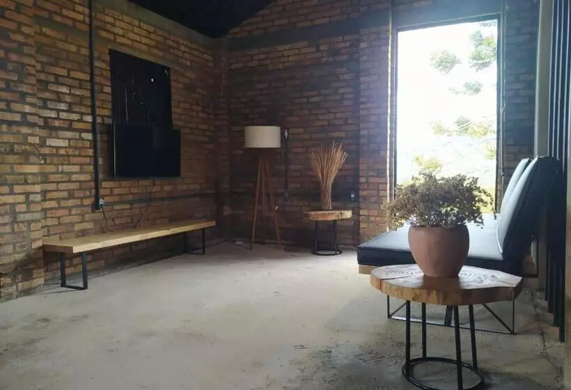 Majatalo Monte Sião Châteu