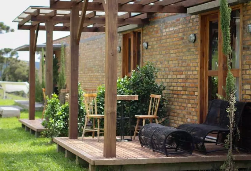 Majatalo Monte Sião Châteu