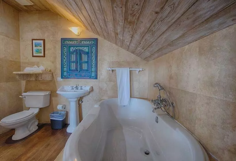 ベッドアンドブレックファースト A Stone's Throw Away