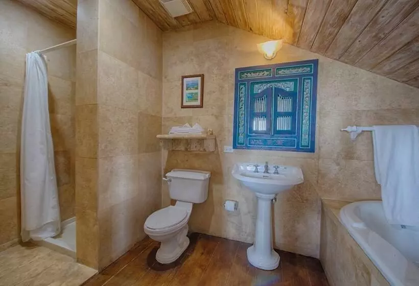 ベッドアンドブレックファースト A Stone's Throw Away