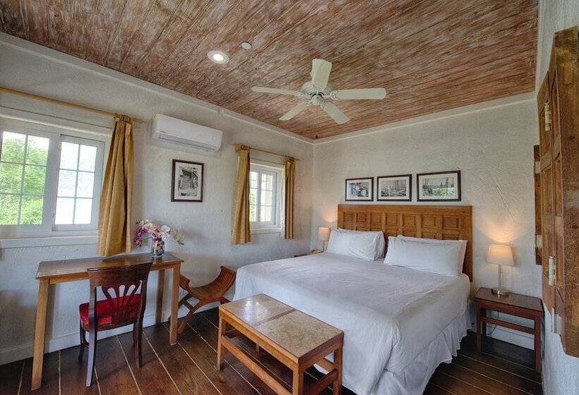 ベッドアンドブレックファースト A Stone's Throw Away